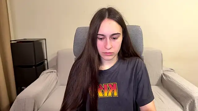 AliceKolltt online show from 06/03/26, 09:31
