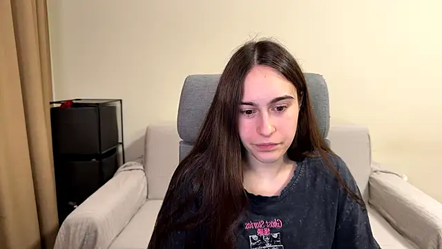 AliceKolltt online show from 06/06/26, 08:35