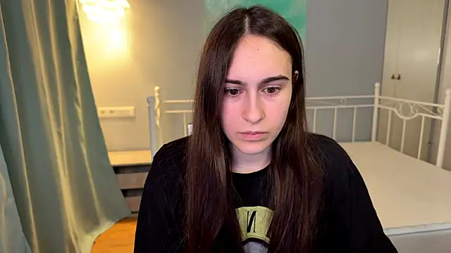AliceKolltt online show from 06/12/26, 11:46