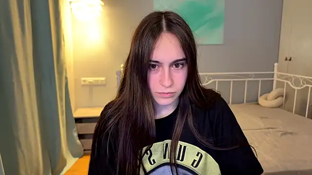 AliceKolltt online show from 06/23/26, 08:40