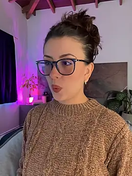 EmaSaenz online show from 02/17/25, 08:58