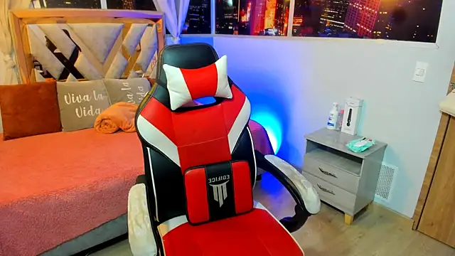 Kendall Sophy online show from 01/22/25, 07:13