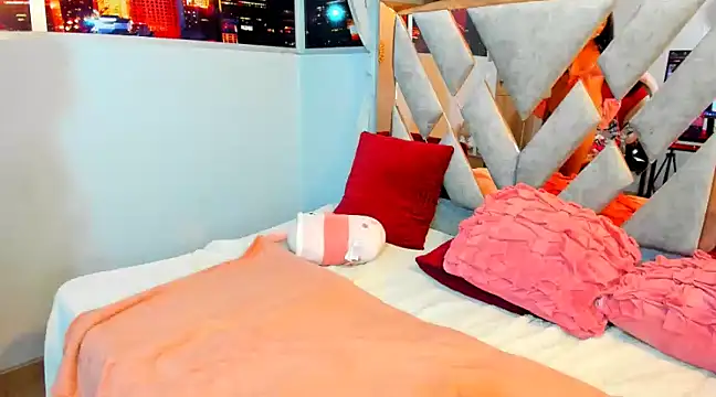 Kendall Sophy online show from 03/03/25, 10:31