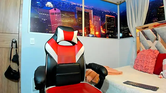 Kendall Sophy online show from 03/11/25, 08:20