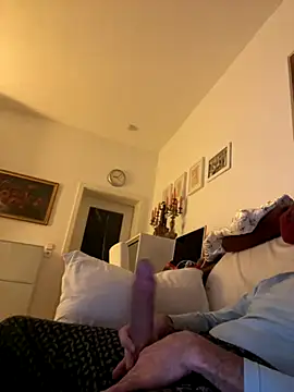 Frank22xx online show from 11/08/25, 08:07