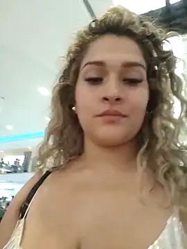 Sara smiiith211 online show from 01/19/25, 10:17