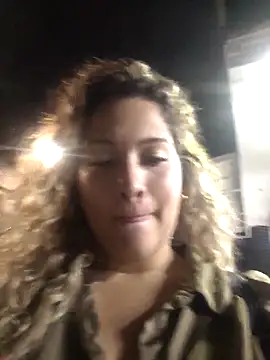 Sara smiiith211 online show from 03/14/25, 04:54