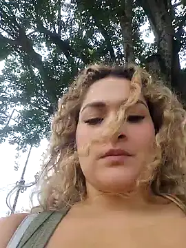 Sara smiiith211 online show from 01/15/26, 08:23