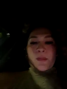 Sara smiiith211 online show from 02/15/26, 04:42