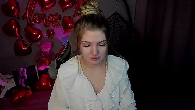 lily williamss online show from 02/14/25, 12:09