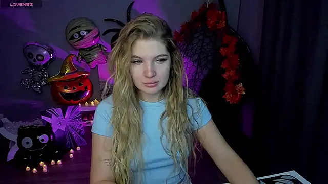 lily williamss online show from 10/12/25, 12:20