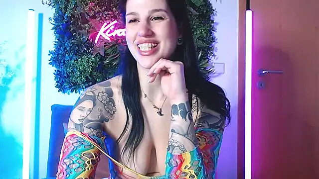 KiraKane1 online show from 01/11/25, 08:00