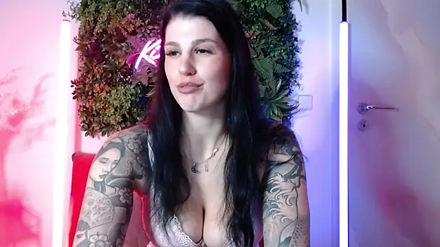 KiraKane1 online show from 01/14/25, 02:00