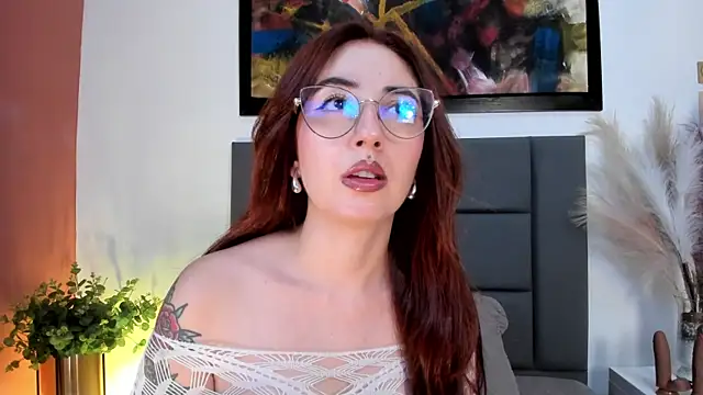 Emilywatsonn online show from 10/23/25, 12:43