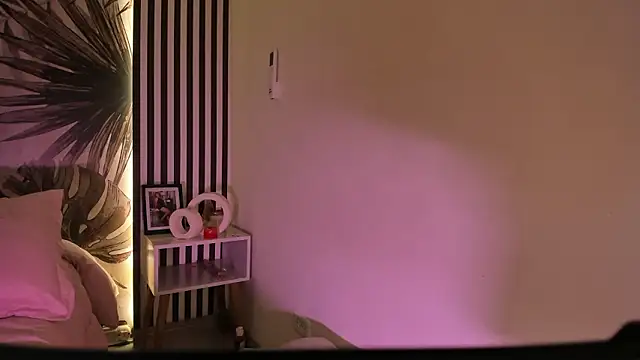 Samaantha-White online show from 02/26/26, 11:53