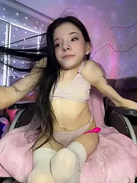 MiniSophiaa online show from 01/20/25, 09:24