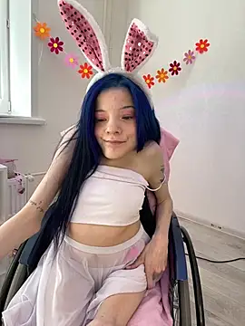 MiniSophiaa online show from 04/01/26, 07:31