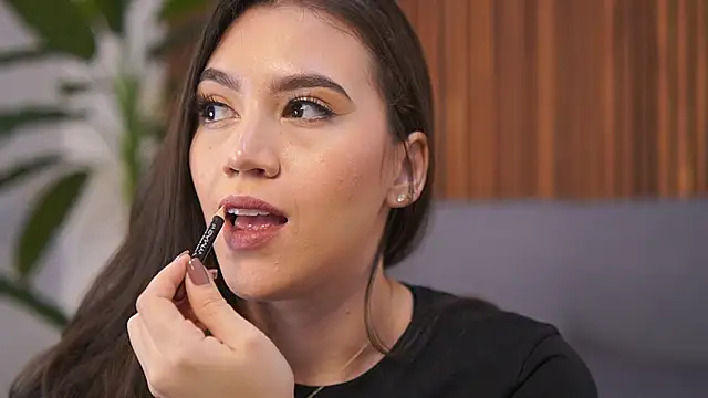 Amelia Rouse online show from 02/28/25, 10:17