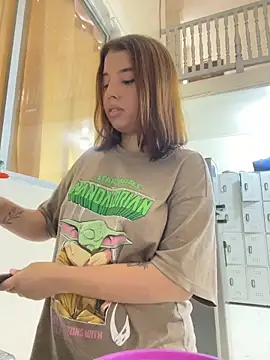 Lia sex69 online show from 02/25/25, 05:58