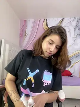 Lia sex69 online show from 02/28/25, 03:15