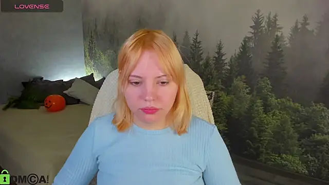 Stacy Luv online show from 10/25/25, 01:02