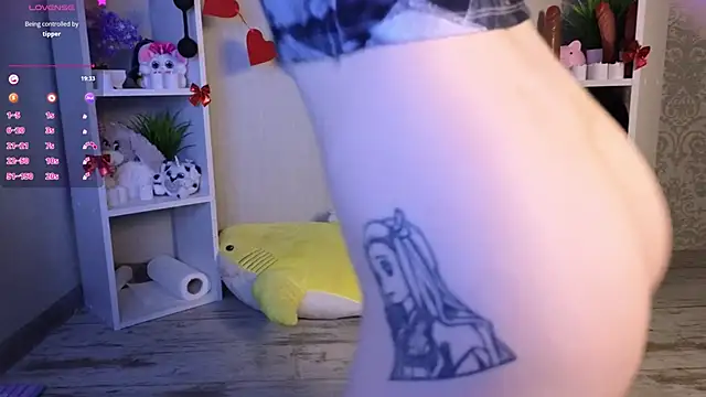 hannah lourens online show from 02/16/25, 05:37