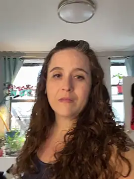 sylviahhh online show from 04/28/26, 10:26