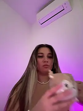 babyyboomm online show from 12/02/24, 07:36