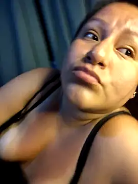 Snapshot of kali_lopez chatting on 01/29/25, 12:12 kali lopez online show from 01/29/25, 12:12