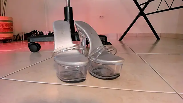 Kimmroggerr online show from 02/15/25, 08:22