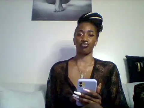 Queeen model online show from 01/25/25, 10:50