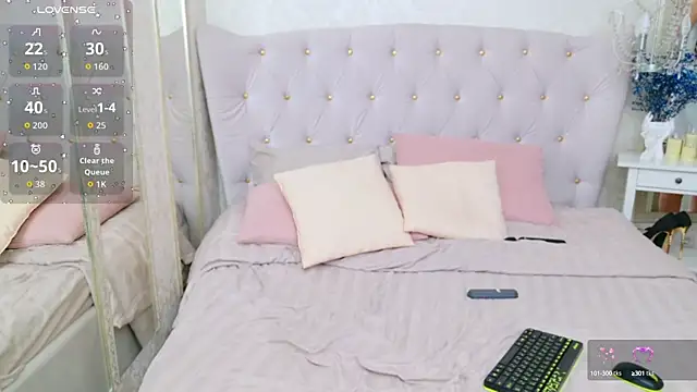 Snapshot of Damn_Bae_ chatting on 09/12/25, 01:06 Damn Bae  online show from 09/12/25, 01:06
