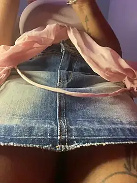 Cherrytowild online show from 02/03/25, 10:25