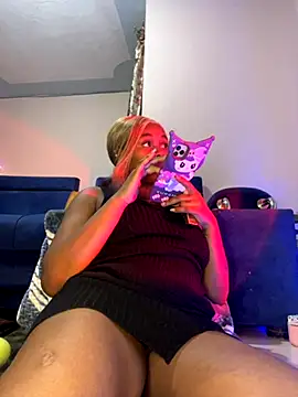 Cherrytowild online show from 10/13/25, 05:51