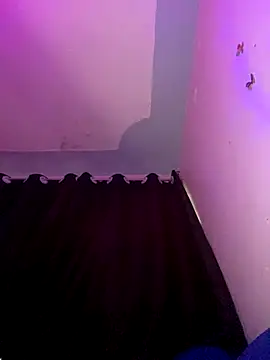 Cherrytowild online show from 11/30/25, 05:33