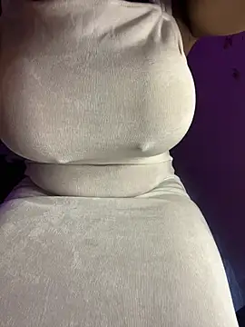 Cherrytowild online show from 02/08/26, 04:05