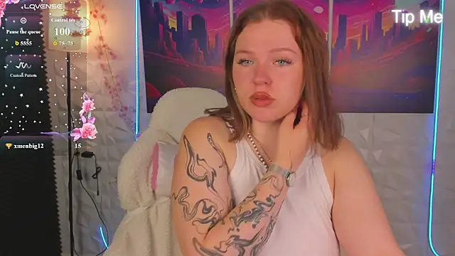 Snapshot of Naomi_B1ack chatting on 07/05/26, 01:12 Naomi B1ack online show from 07/05/26, 01:12
