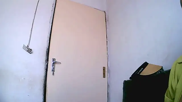 Bustypillows online show from 04/16/26, 01:56