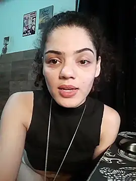 Snapshot of izumikarol chatting on 10/22/25, 03:29 izumikarol online show from 10/22/25, 03:29