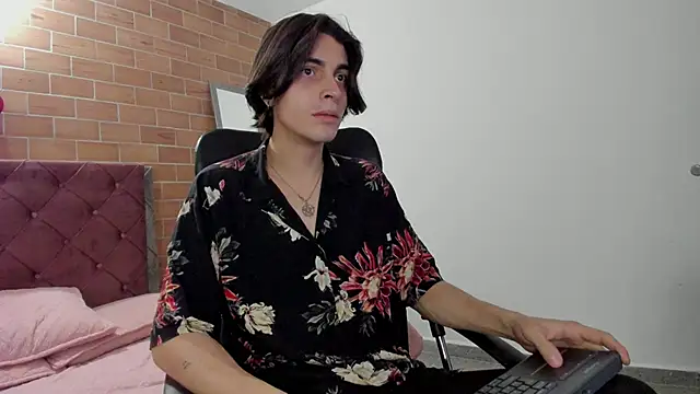 MIKE HUNTER7 online show from 01/22/25, 12:17