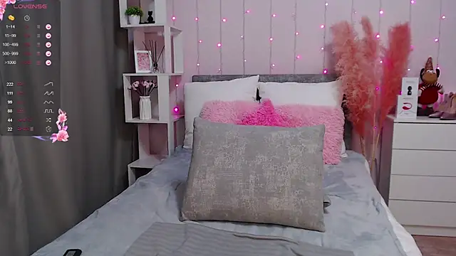 PornoGirlX online show from 02/04/25, 07:51