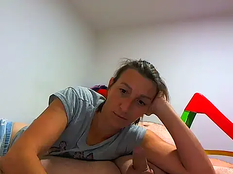 Kassandra mike online show from 10/20/25, 06:30