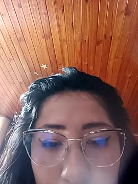 Becka Linares online show from 05/07/26, 06:57