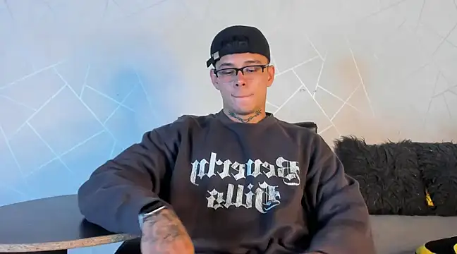 NoahhBrown online show from 01/07/25, 10:41