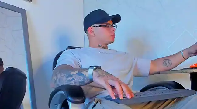 NoahhBrown online show from 02/01/25, 10:34