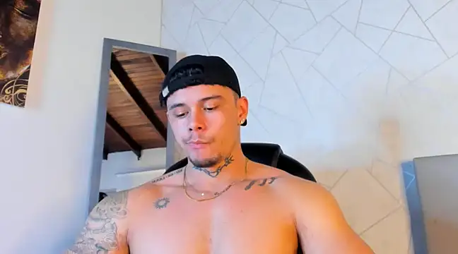 NoahhBrown online show from 03/07/25, 06:46