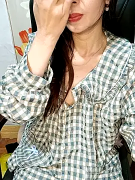 Snapshot of Blythe_69 chatting on 10/24/25, 11:45 Blythe 69 online show from 10/24/25, 11:45