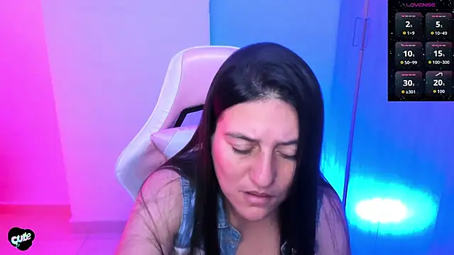 Saskyaa online show from 06/04/26, 02:39