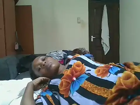 Sweetchoco5 online show from 06/06/26, 01:11