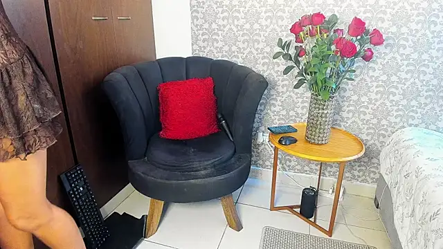Snapshot of mabelsaravia chatting on 05/17/26, 06:59 mabelsaravia online show from 05/17/26, 06:59